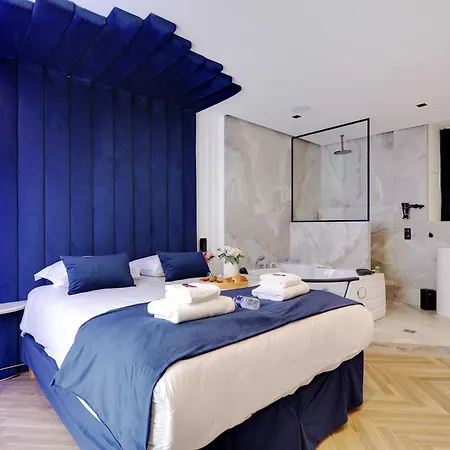 度假居 Lovely Bedroom With Jacuzzi 2p Chatelet