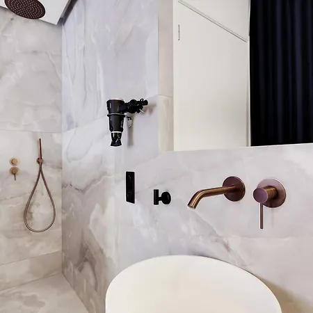 Lovely Bedroom With Jacuzzi 2p Chatelet Paris