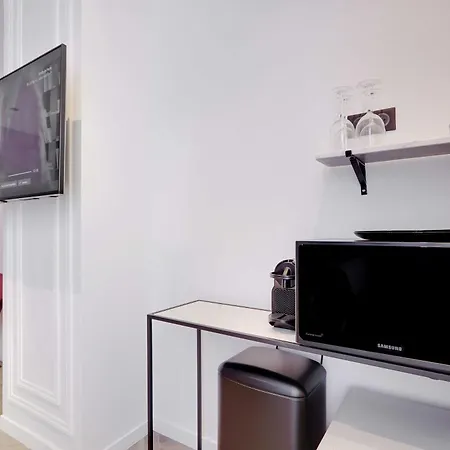 Lovely Bedroom With Jacuzzi 2p Chatelet Παρίσι